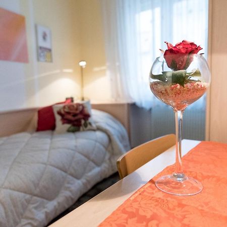 Bed & Breakfast Delle Rose Конельяно Экстерьер фото
